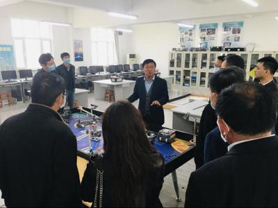 豫宁携手，共探教育信息化新路径——河南省教育厅赴宁夏银川一中调研三维打印技术开发与应用